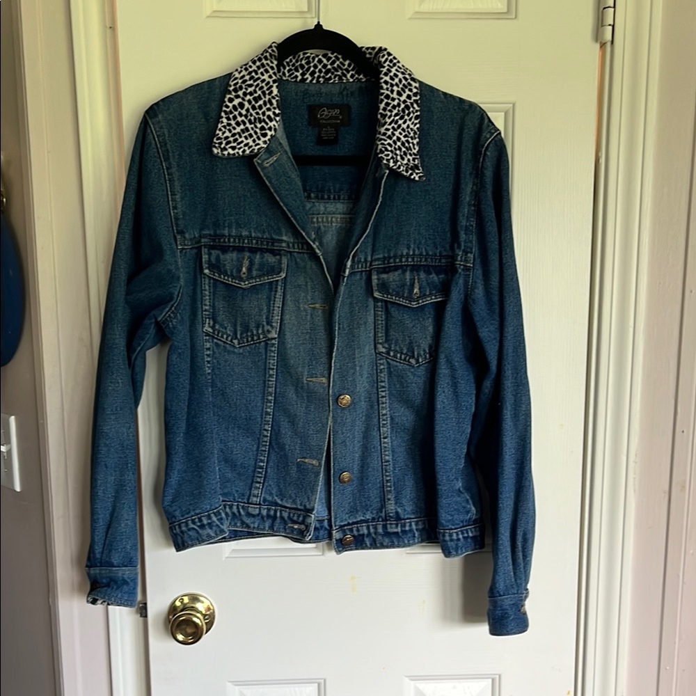 Leopard Collar Denim Jacket